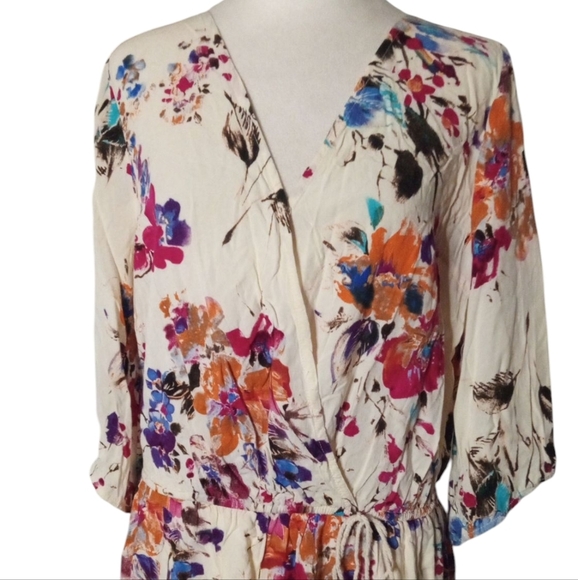 Umgee Bright Floral Bell Sleeve Flowy Romper Cotton Blend Size Medium - Picture 7 of 12